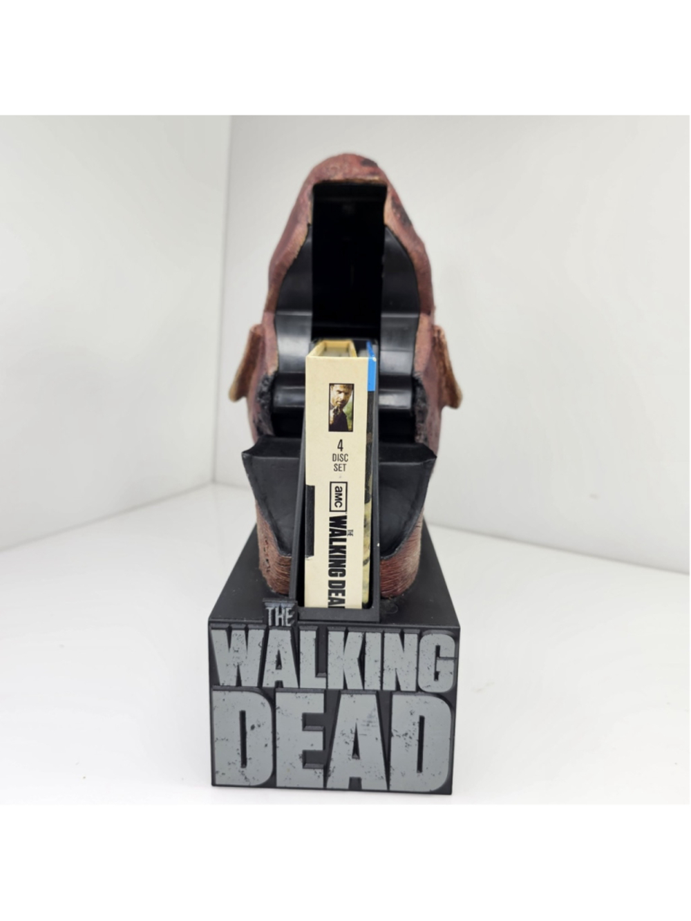 Walking Dead: Season 2 Blu-ray Set, Limited Edition Zombie Head Clean Disks! - Picture 14 of 15